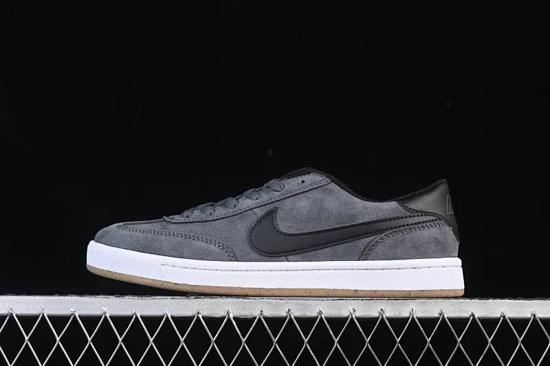 All categories Nk SB Dunk series Nike SB Fc Classic campus sneakers Nike SB Fc Classic Nike autumn and winter campus casual sneakers 909096-003